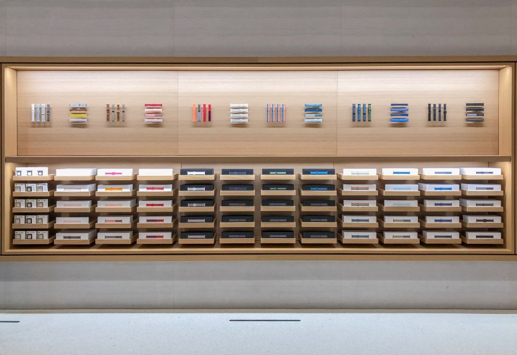 Многие ремешки Apple Watch пропали из продажи Многие ремешки Apple Watch пропали из продажи
