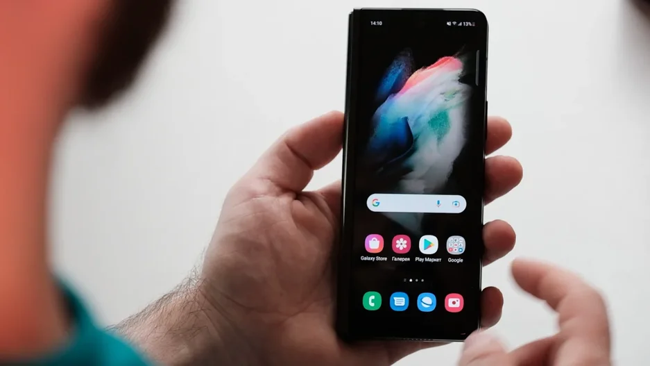 Samsung Galaxy Fold 3 спустя месяц. Большой обзор удивительного смартфона Самсунг