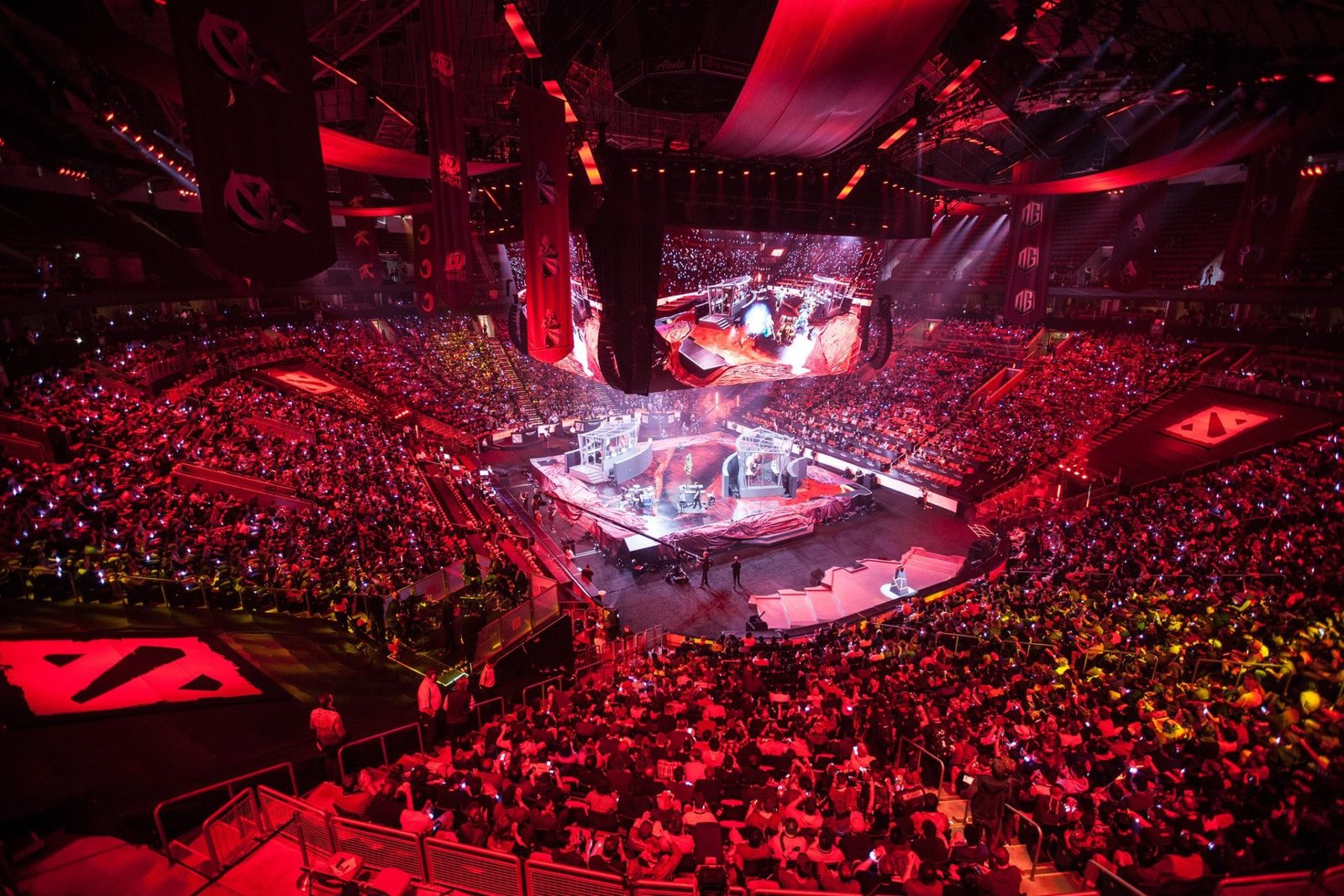 League of Legends Arcane — Подробности сериала Netflix и новый трейлер League of Legends Arcane — Подробности сериала Netflix и новый трейлер