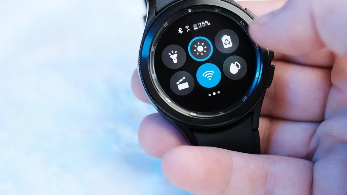 Samsung Galaxy Watch 4 Classic - спустя месяц. Обзор на лучшие смарт-часы Самсунг