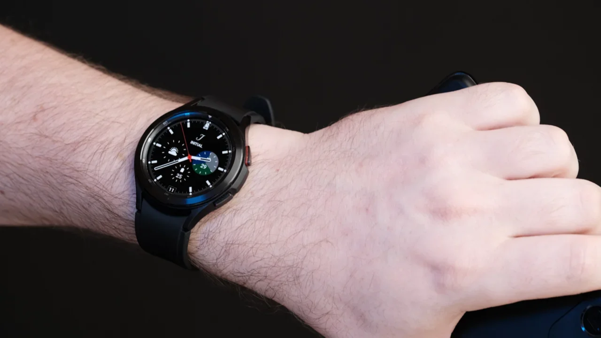 Samsung Galaxy Watch 4 Classic - спустя месяц. Обзор на лучшие смарт-часы Самсунг