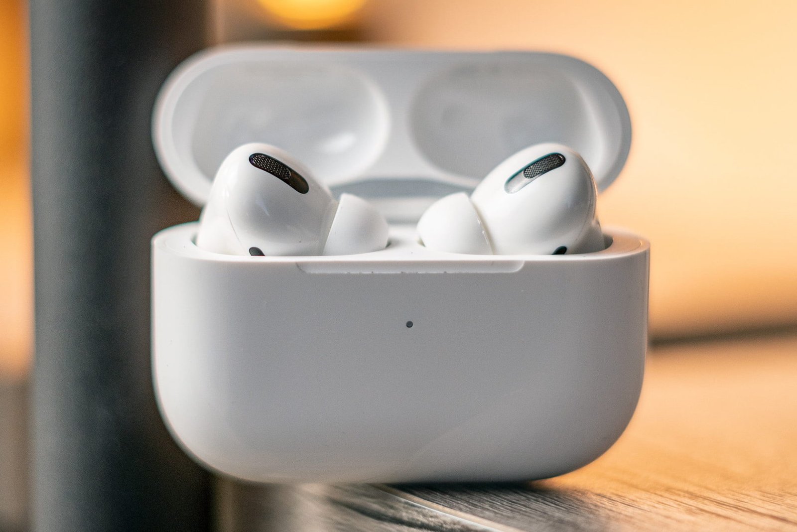 Пользователи жалуются на качество сборки наушников AirPods 3 Пользователи жалуются на качество сборки наушников AirPods 3