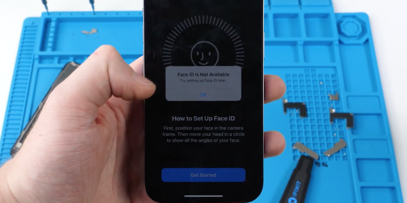 Неофициальный ремонт экрана iPhone 13 отключает Face ID