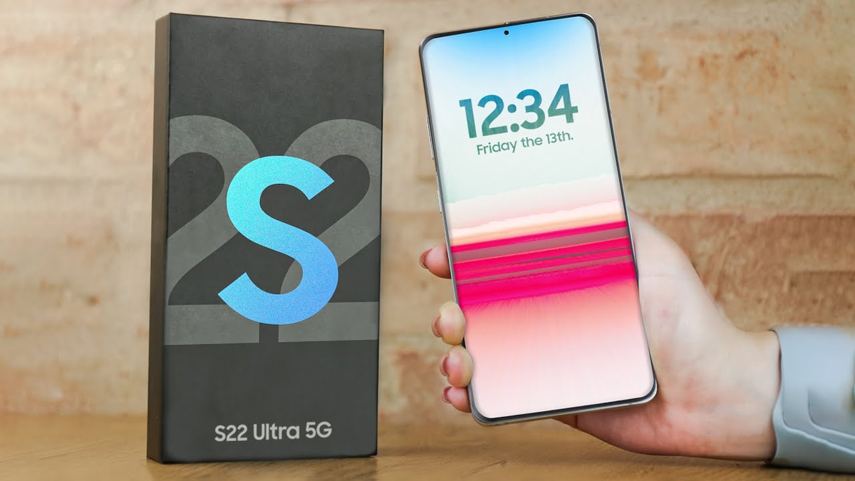 Samsung Galaxy S22 Ultra наконец-то догонит Apple? Samsung Galaxy S22 Ultra наконец-то догонит Apple?