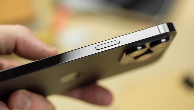 Apple лишит iPhone 15 всех кнопок! Безумие или величие?