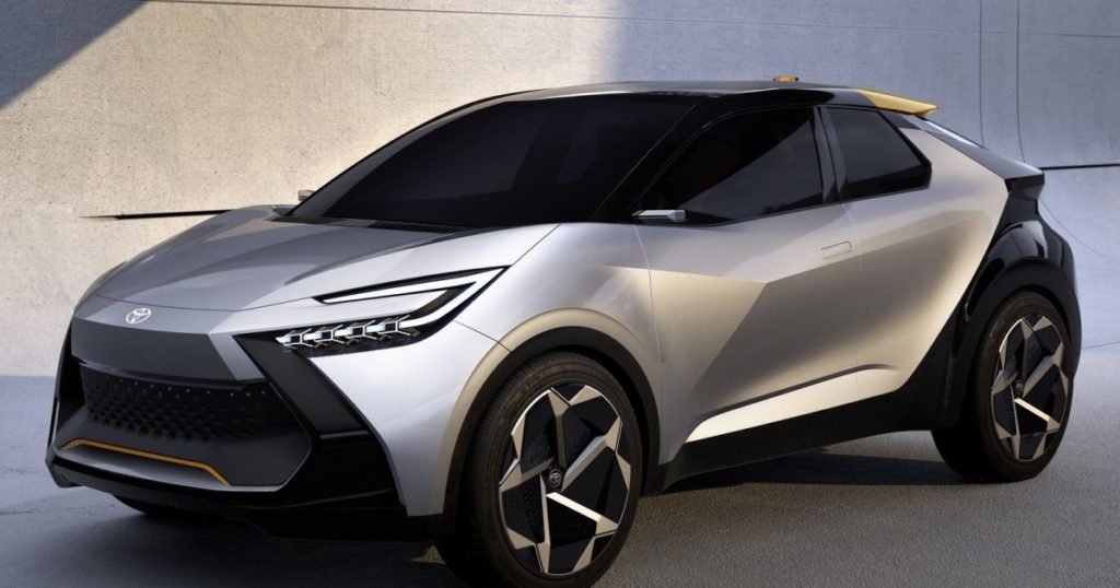Toyota C-HR 2024 года раскрывает новый стиль на новых шпионских снимках Toyota C-HR 2024 года раскрывает новый стиль на новых шпионских снимках