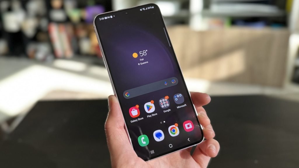 Galaxy S24, S24+ будут иметь более тонкие рамки и экран LTPO Galaxy S24, S24+ будут иметь более тонкие рамки и экран LTPO