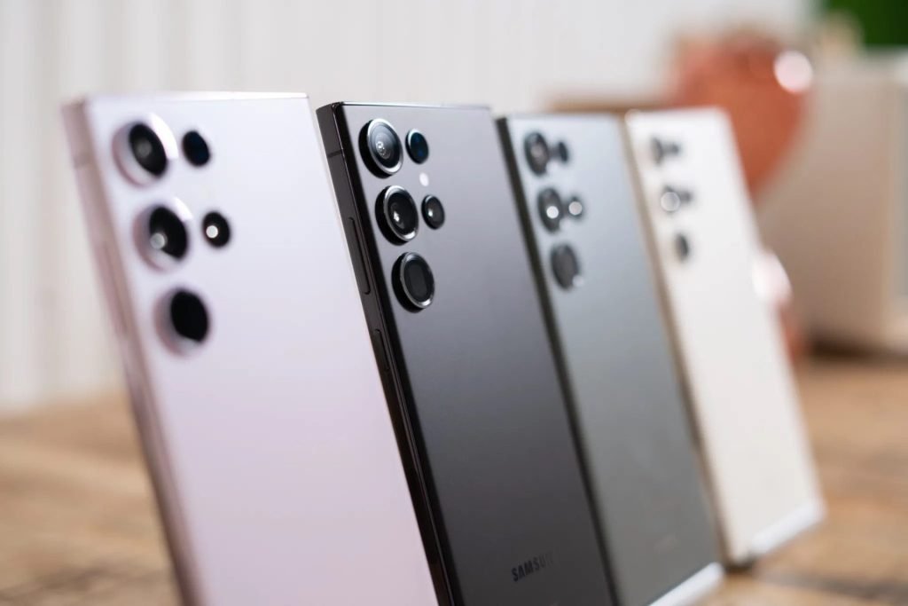 Серия Galaxy S23 значительно превзошла по продажам Galaxy S22 Серия Galaxy S23 значительно превзошла по продажам Galaxy S22