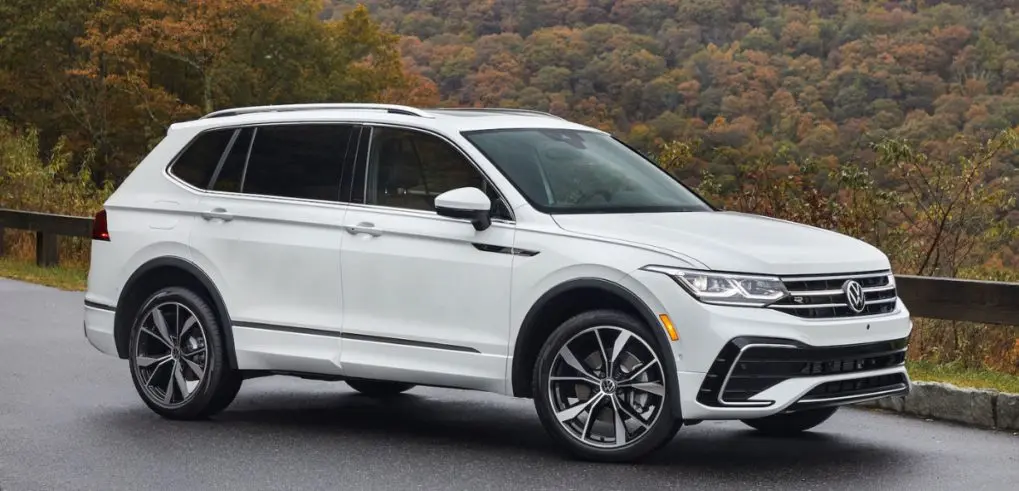 VW Tiguan 2024 – официальный трейлер демонстрирует эффектный циферблат «Drive Experience» на консоли VW Tiguan 2024 – официальный трейлер демонстрирует эффектный циферблат «Drive Experience» на консоли