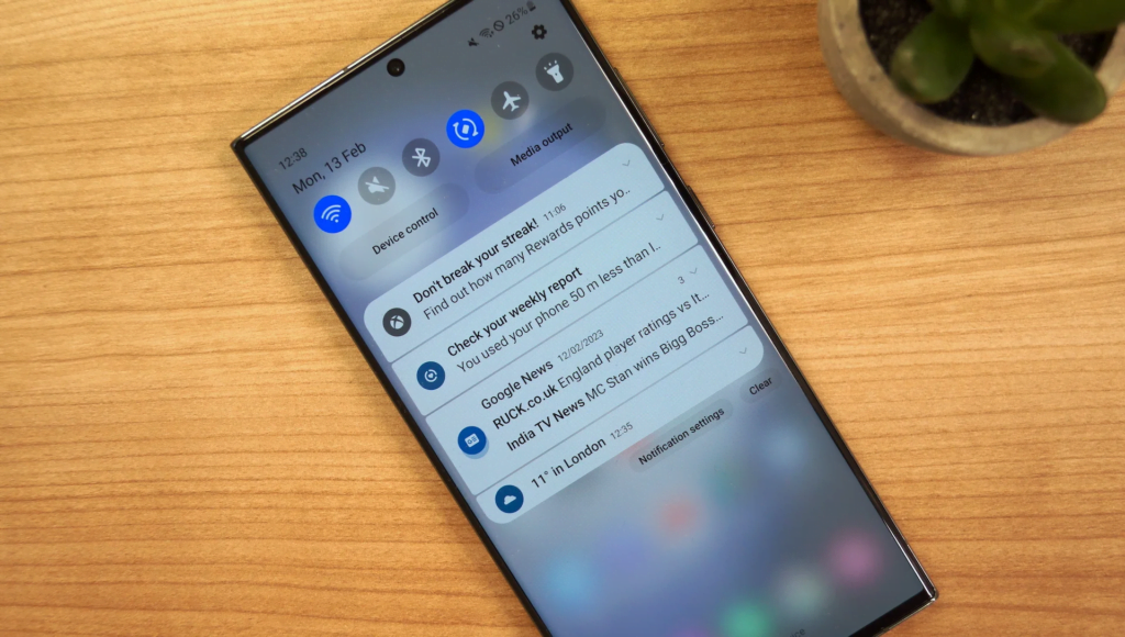Обновление Galaxy S23 One UI 6.1 возможно выйдет 28 марта Обновление Galaxy S23 One UI 6.1 возможно выйдет 28 марта